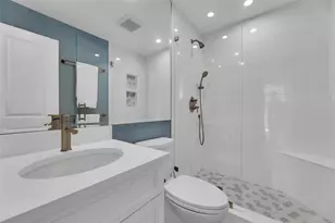 6299 Bay Club Dr, Fort Lauderdale, FL 33308 - Photo 10