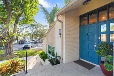 681 Kensington Place #D101, Fort Lauderdale, FL 33305 - Photo 1