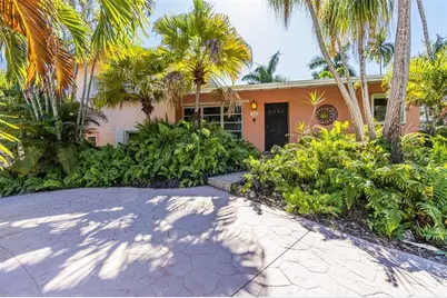 1728 SW 4th Ct, Fort Lauderdale, FL 33312 - Photo 2