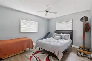 9407 NW 70th Pl, Tamarac, FL 33321 - Photo 16