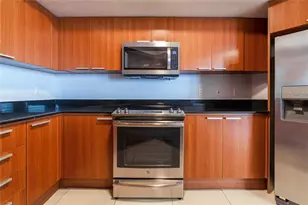 16699 Collins Ave, Sunny Isles Beach, FL 33160 - Photo 12