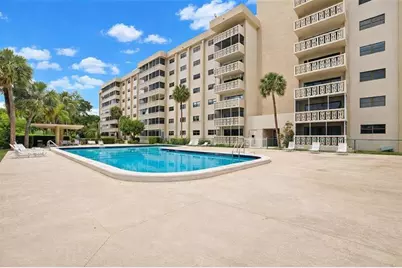 800 NE 195th St, Unit #606, Miami, FL 33179 - Photo 2