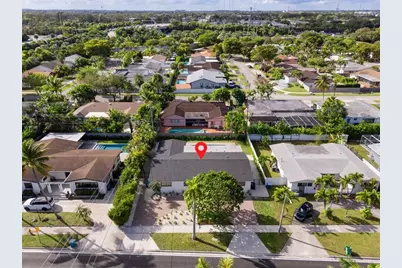 20500  Highland Lakes Blvd, Miami, FL 33179 - Photo 52