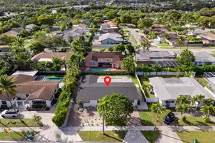 20500 Highland Lakes Blvd, Miami, FL 33179 - Photo 52