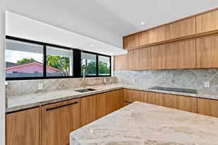 20500 Highland Lakes Blvd, Miami, FL 33179 - Photo 12