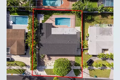 20500  Highland Lakes Blvd, Miami, FL 33179 - Photo 42