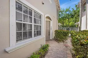 6365 Bella Cir, Boynton Beach, FL 33437 - Photo 4
