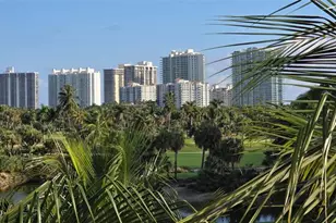 19501 W Country Club Dr, Aventura, FL 33180 - Photo 16