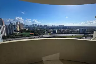 19501 W Country Club Dr, Aventura, FL 33180 - Photo 14