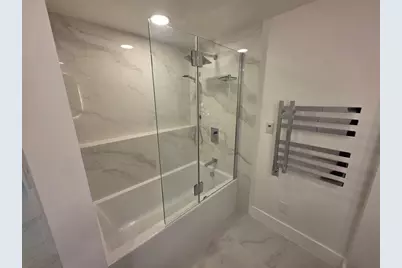 19501 W Country Club Dr, Unit #2306, Aventura, FL 33180 - Photo 20