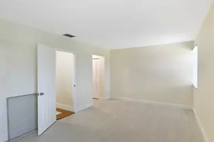 8921 NW 28th Dr, Coral Springs, FL 33065 - Photo 16