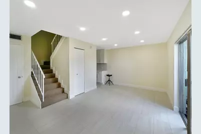 8921 NW 28th Dr, Unit #B, Coral Springs, FL 33065 - Photo 4