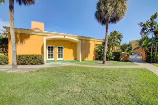 18111 NW 68th Ave, Hialeah, FL 33015 - Photo 24