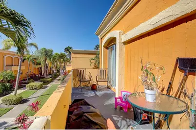 18111 NW 68th Ave, Unit #I210, Hialeah, FL 33015 - Photo 16