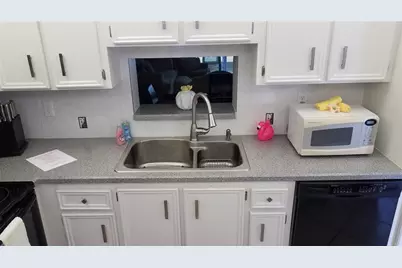 121 SE 3rd Avenue, Unit #106, Dania Beach, FL 33004 - Photo 6