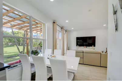 5407  Wellcraft Dr, Greenacres, FL 33463 - Photo 8