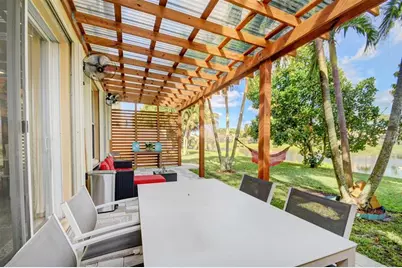 5407  Wellcraft Dr, Greenacres, FL 33463 - Photo 28