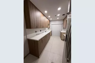 3526 W 76th St, Unit #203, Hialeah, FL 33018 - Photo 6