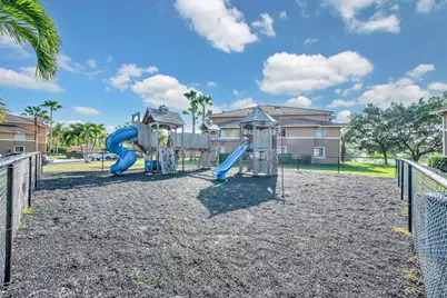 3691 NW Mediterranean Ln, Unit #103, Jensen Beach, FL 34957 - Photo 6