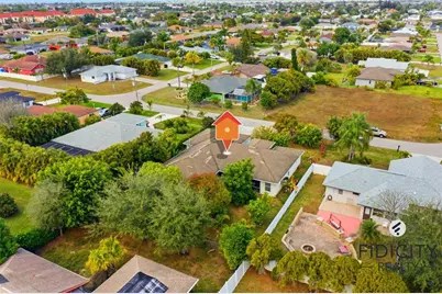 1322 NE Van Loon Ln, Cape Coral, FL 33909 - Photo 4