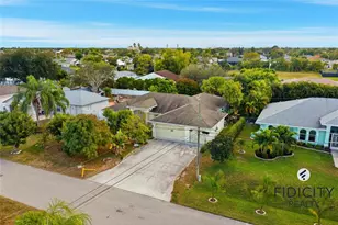 1322 NE Van Loon Ln, Cape Coral, FL 33909 - Photo 2