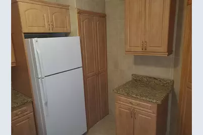 1046  Coral Club Dr, Coral Springs, FL 33071 - Photo 6