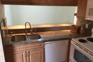 1046 Coral Club Dr, Coral Springs, FL 33071 - Photo 8