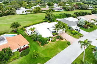 4877  Pineview Circle, Delray Beach, FL 33445 - Photo 40