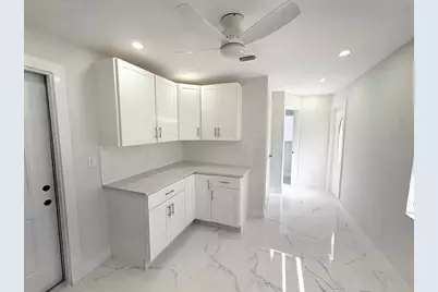 9900 NW 39th Ct, Coral Springs, FL 33065 - Photo 8