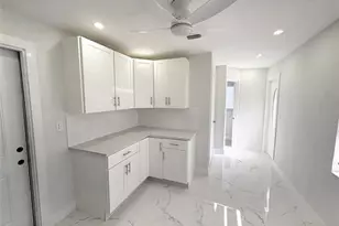 9900 NW 39th Ct, Coral Springs, FL 33065 - Photo 8