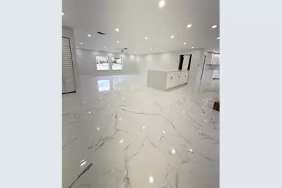 9900 NW 39th Ct, Coral Springs, FL 33065 - Photo 4