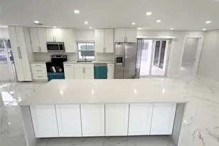 9900 NW 39th Ct, Coral Springs, FL 33065 - Photo 6