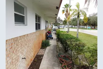 791 SW 7th St, Pompano Beach, FL 33060 - Photo 2