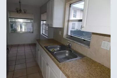 791 SW 7th St, Pompano Beach, FL 33060 - Photo 14