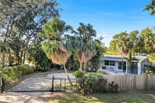 2008 Coral Gardens Dr, Wilton Manors, FL 33306 - Photo 40