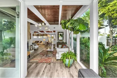 2008  Coral Gardens Dr, Wilton Manors, FL 33306 - Photo 2