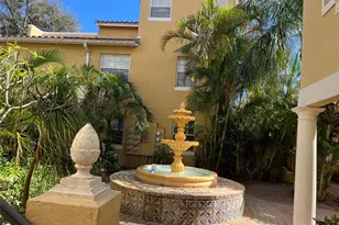 1040 Lake Shore Dr, West Palm Beach, FL 33403 - Photo 8