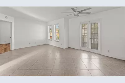 1040  Lake Shore Dr, Unit #206, West Palm Beach, FL 33403 - Photo 4