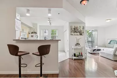 533 NE 3rd Ave, Unit #321, Fort Lauderdale, FL 33301 - Photo 10