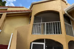 15675 SW 74th Cir Dr, Miami, FL 33193 - Photo 2