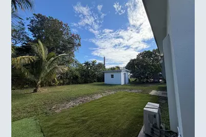 206 NE 5th Ave, Dania Beach, FL 33004 - Photo 6