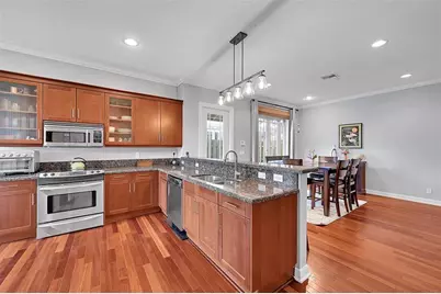 1110 SE 4th Ave, Unit #1110, Fort Lauderdale, FL 33316 - Photo 6