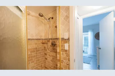 6060 S Falls Circle Dr, Unit #412, Lauderhill, FL 33319 - Photo 14