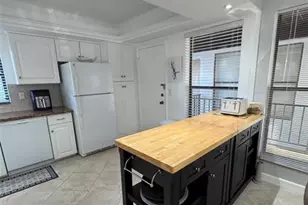 6060 S Falls Circle Dr Unit, Lauderhill, FL 33319 - Photo 4