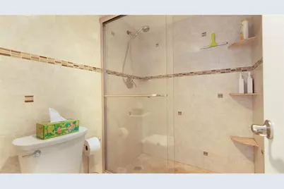 6060 S Falls Circle Dr, Unit #412, Lauderhill, FL 33319 - Photo 20