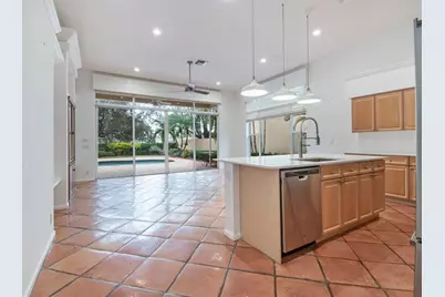 2466  Bay Isle Ct, Unit #2466, Weston, FL 33327 - Photo 8