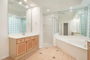 2466 Bay Isle Ct, Weston, FL 33327 - Photo 22