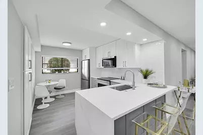 15251  Lakes Of Delray Blvd, Unit #335, Delray Beach, FL 33484 - Photo 16