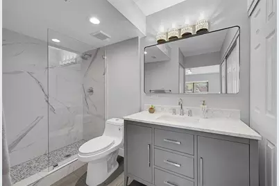 15251  Lakes Of Delray Blvd, Unit #335, Delray Beach, FL 33484 - Photo 26