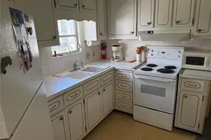 201 Mallard Dr, Boynton Beach, FL 33435 - Photo 20